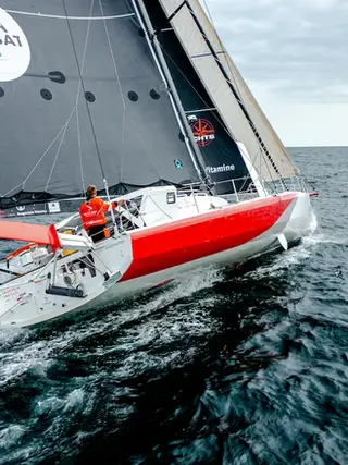 Oliver Heer (Oliver Heer Ocean Racing) termine 25ème IMOCA dans la Transat CIC "J'ai vécu un cauchemar".