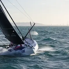 Who are the favourites for the race?